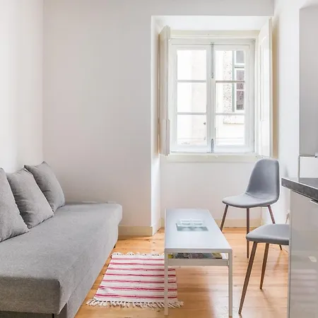 Apartment Cloud 9 Livings *